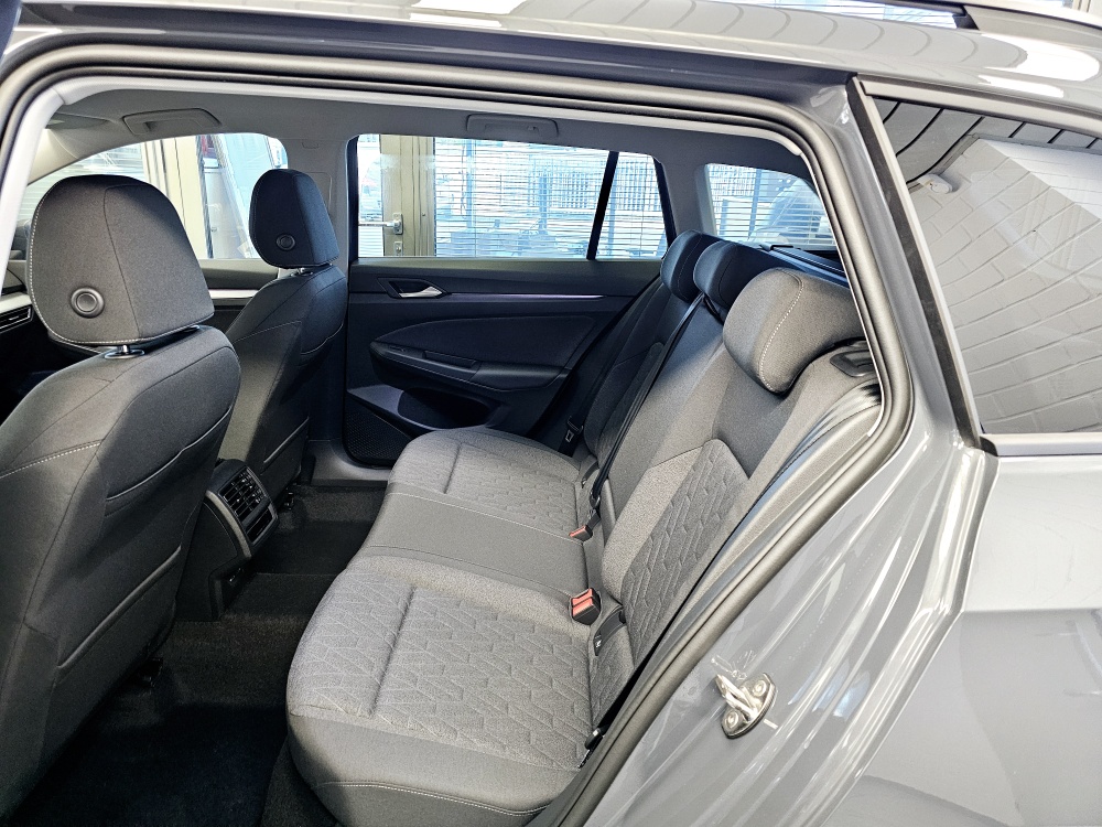 VW Golf Variant  bei Hoffmann Automobile in Wolfsburg kaufen und sofort mitnehmen - Bild 6