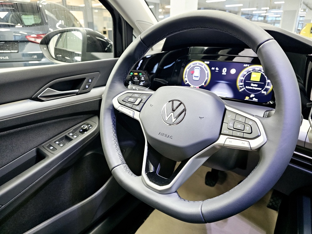 VW Golf Variant  bei Hoffmann Automobile in Wolfsburg kaufen und sofort mitnehmen - Bild 15