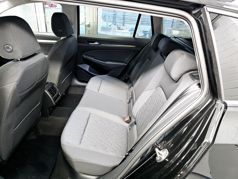 VW Golf Variant  bei Hoffmann Automobile in Wolfsburg kaufen und sofort mitnehmen - Bild 6