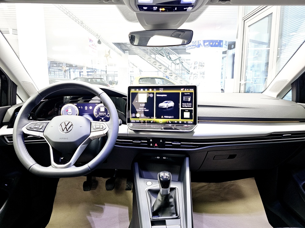VW Golf Variant  bei Hoffmann Automobile in Wolfsburg kaufen und sofort mitnehmen - Bild 7