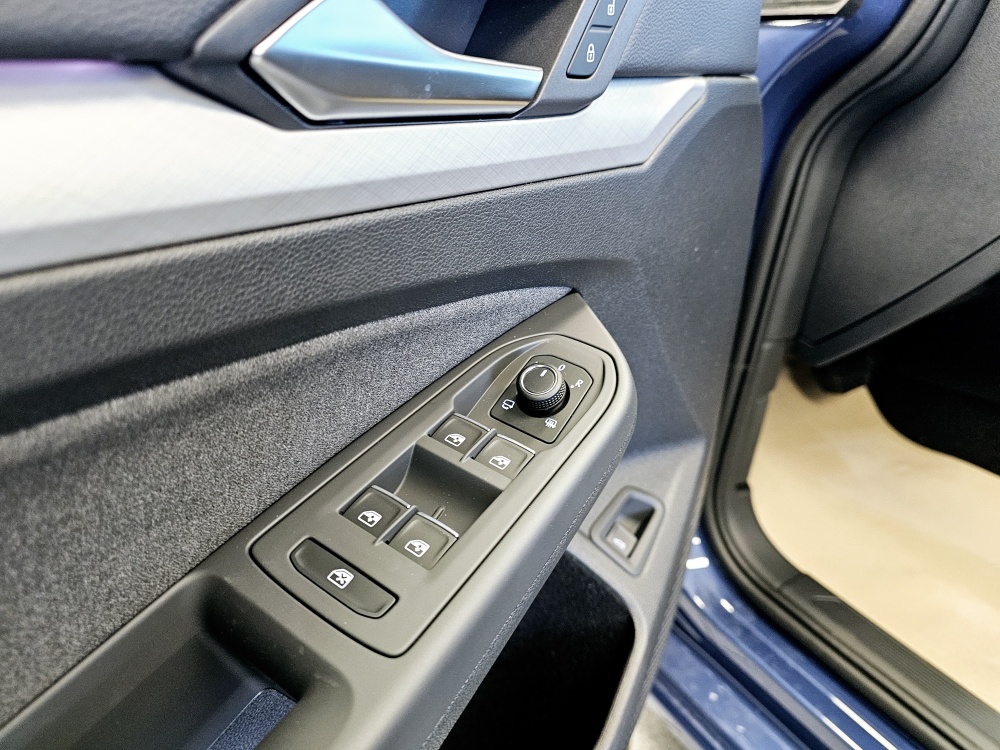 VW Golf Variant  bei Hoffmann Automobile in Wolfsburg kaufen und sofort mitnehmen - Bild 21