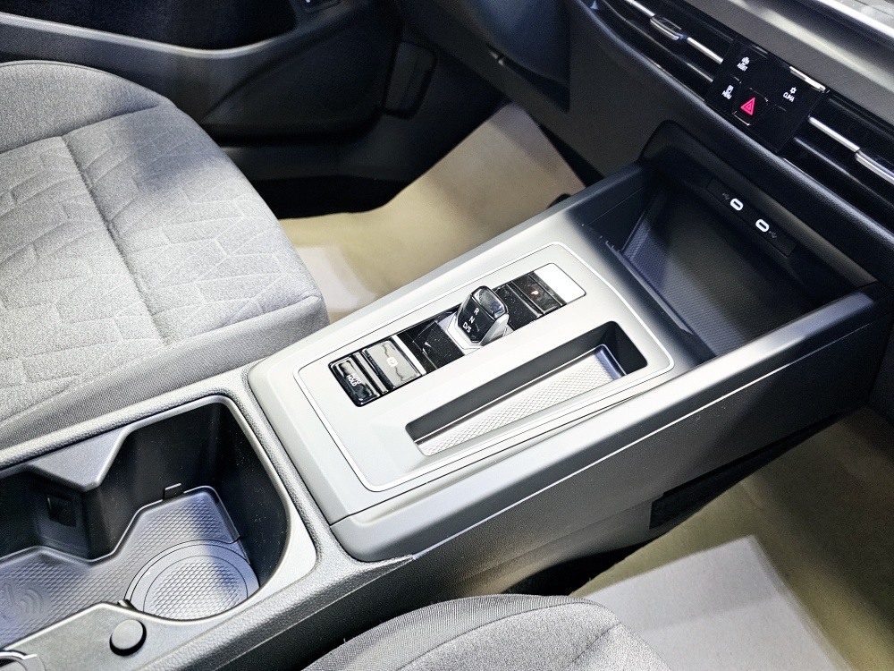 VW Golf Variant  bei Hoffmann Automobile in Wolfsburg kaufen und sofort mitnehmen - Bild 9