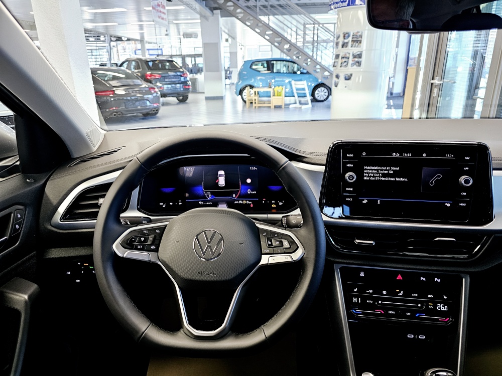 VW T-Roc  bei Hoffmann Automobile in Wolfsburg kaufen und sofort mitnehmen - Bild 16