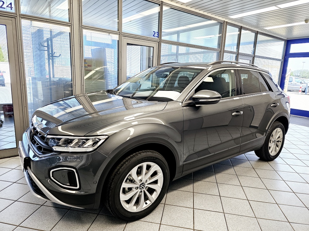 VW T-Roc Life für nur 31.850,- € bei Hoffmann Automobile in Wolfsburg kaufen und sofort mitnehmen
