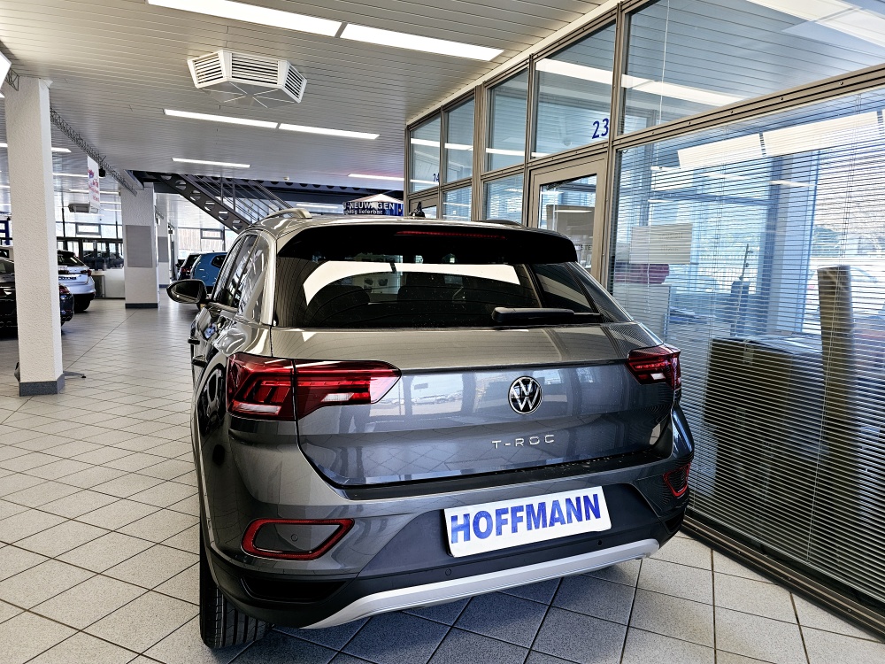 VW T-Roc  bei Hoffmann Automobile in Wolfsburg kaufen und sofort mitnehmen - Bild 4