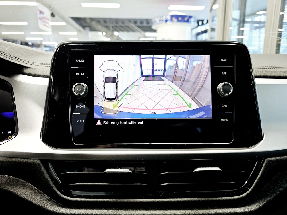 VW T-Roc  bei Hoffmann Automobile in Wolfsburg kaufen und sofort mitnehmen - Bild 12