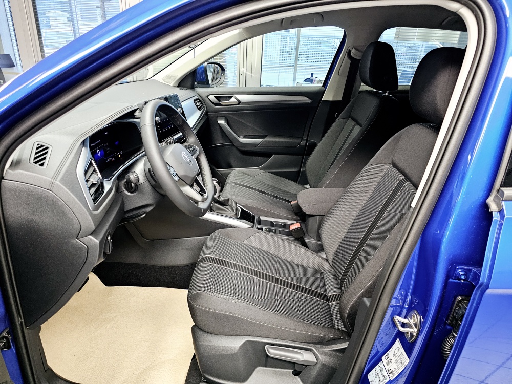 VW T-Roc  bei Hoffmann Automobile in Wolfsburg kaufen und sofort mitnehmen - Bild 18