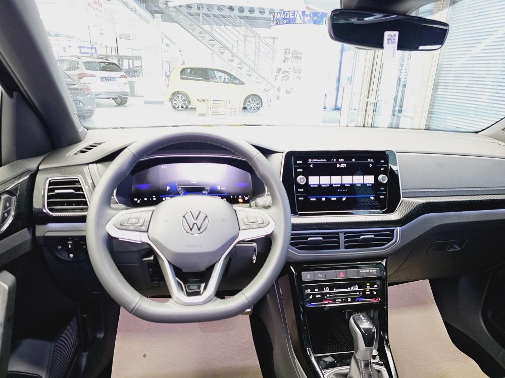 VW T-Cross  bei Hoffmann Automobile in Wolfsburg kaufen und sofort mitnehmen - Bild 10