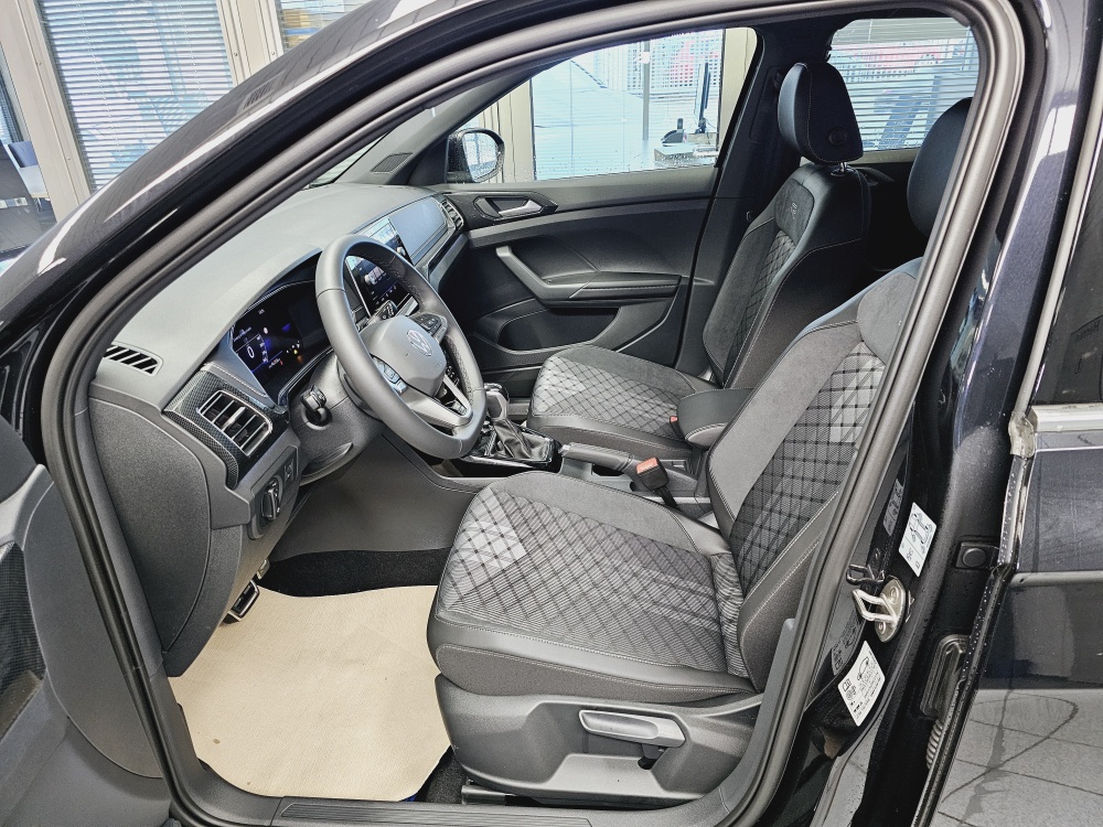 VW T-Cross  bei Hoffmann Automobile in Wolfsburg kaufen und sofort mitnehmen - Bild 12