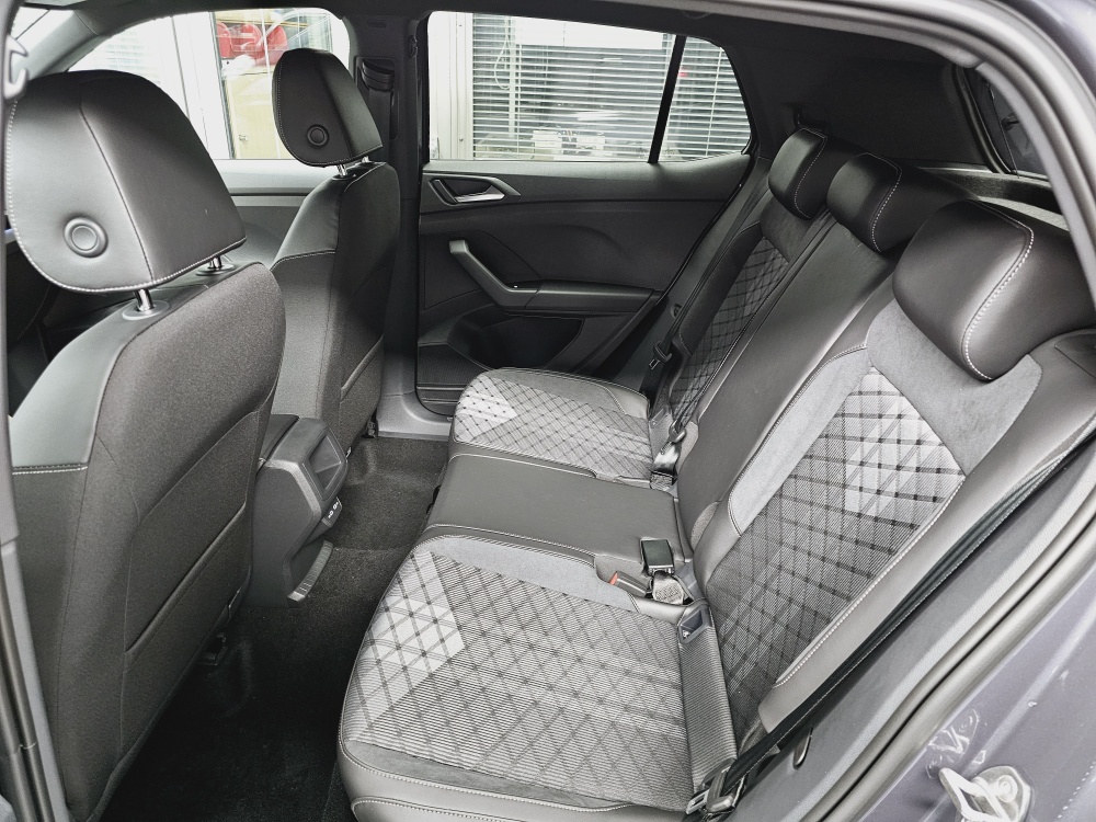 VW T-Cross  bei Hoffmann Automobile in Wolfsburg kaufen und sofort mitnehmen - Bild 5