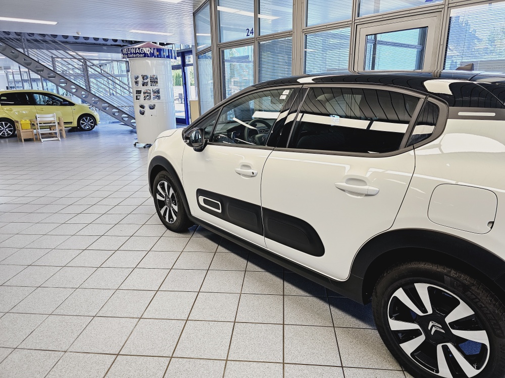 Citroen C3  bei Hoffmann Automobile in Wolfsburg kaufen und sofort mitnehmen - Bild 12