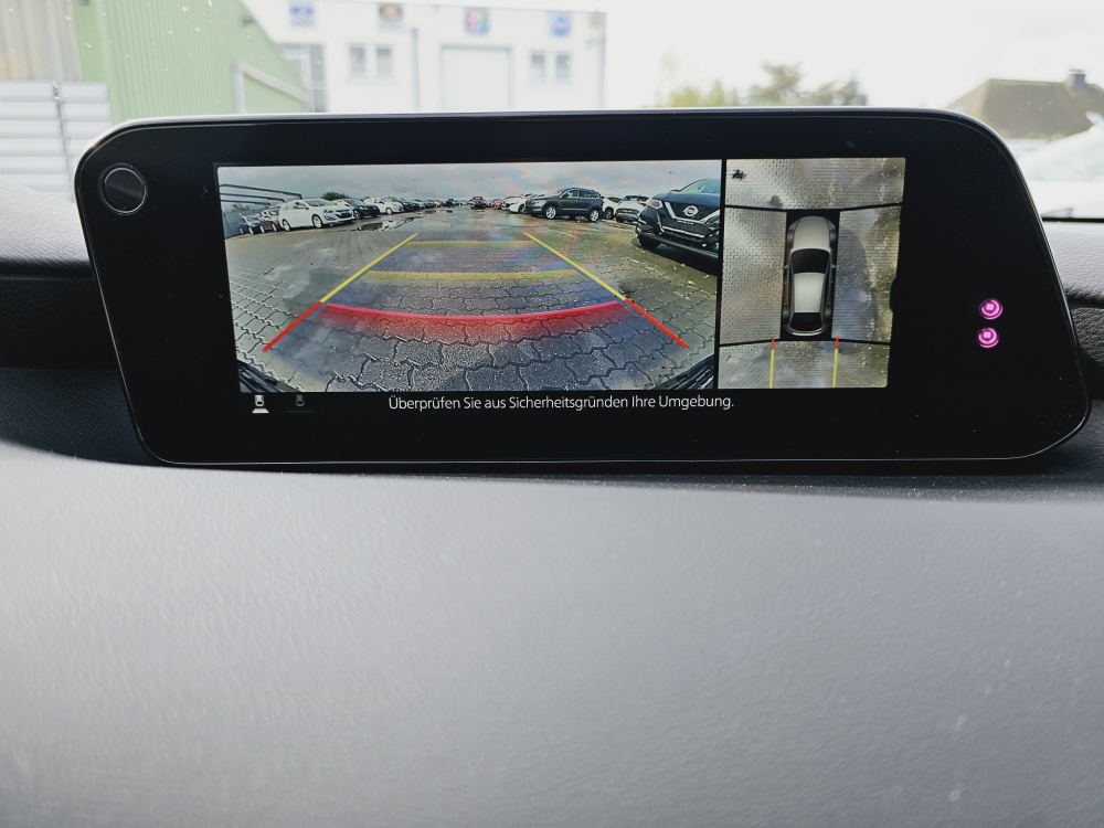 Mazda 3  bei Hoffmann Automobile in Wolfsburg kaufen und sofort mitnehmen - Bild 16