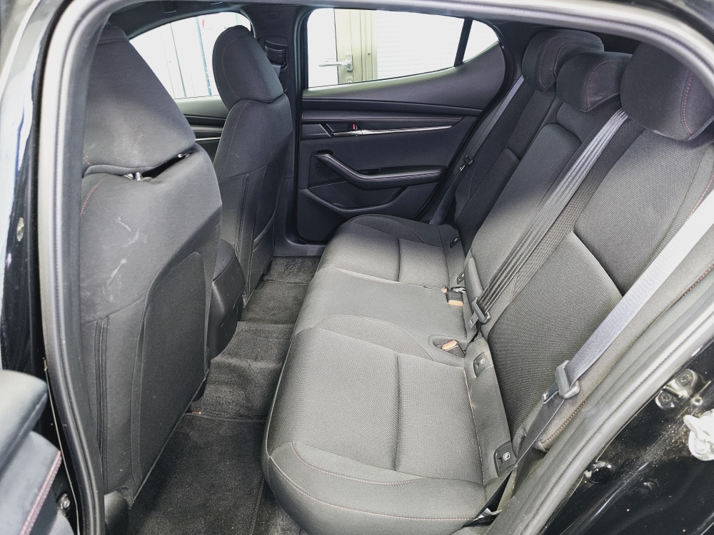 Mazda 3  bei Hoffmann Automobile in Wolfsburg kaufen und sofort mitnehmen - Bild 4