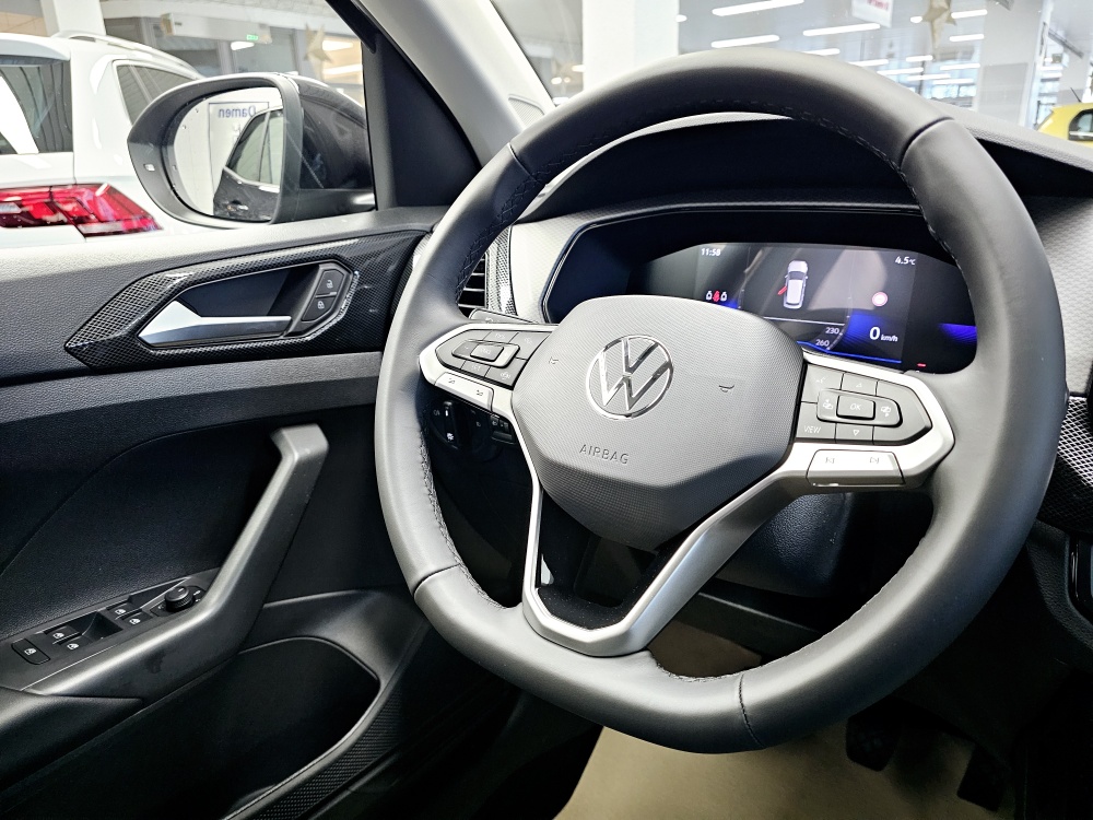 VW T-Cross  bei Hoffmann Automobile in Wolfsburg kaufen und sofort mitnehmen - Bild 16
