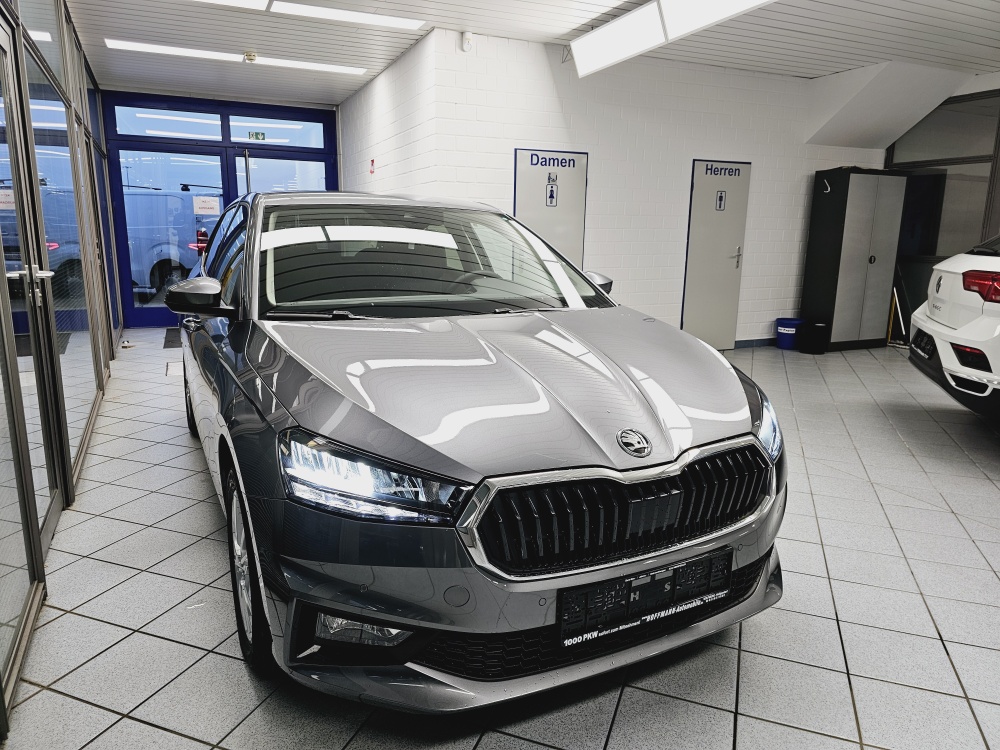 Skoda Fabia  bei Hoffmann Automobile in Wolfsburg kaufen und sofort mitnehmen - Bild 18