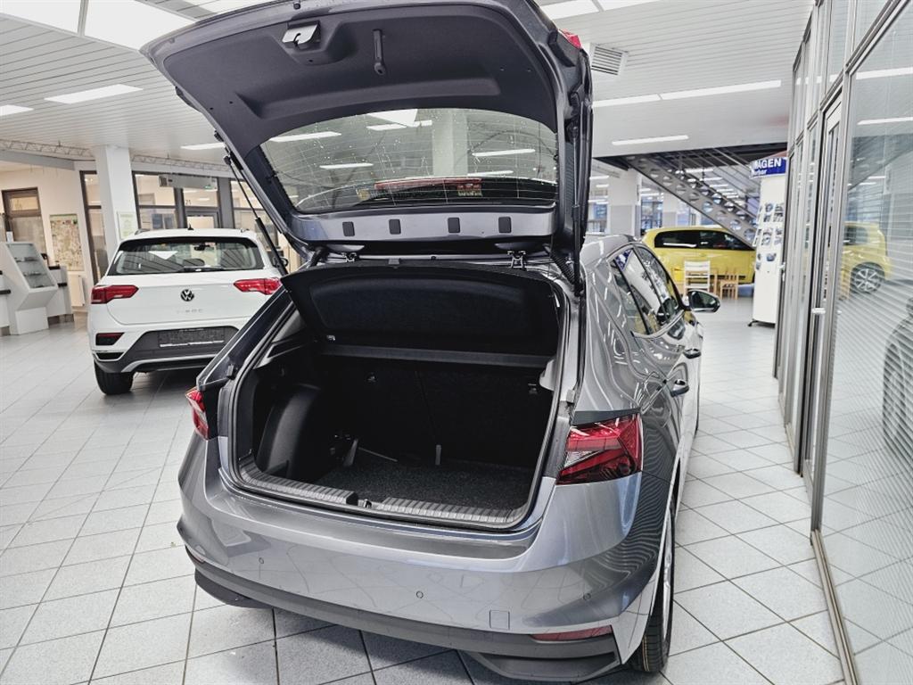 Skoda Fabia  bei Hoffmann Automobile in Wolfsburg kaufen und sofort mitnehmen - Bild 2