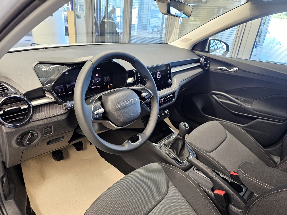 Skoda Fabia  bei Hoffmann Automobile in Wolfsburg kaufen und sofort mitnehmen - Bild 14