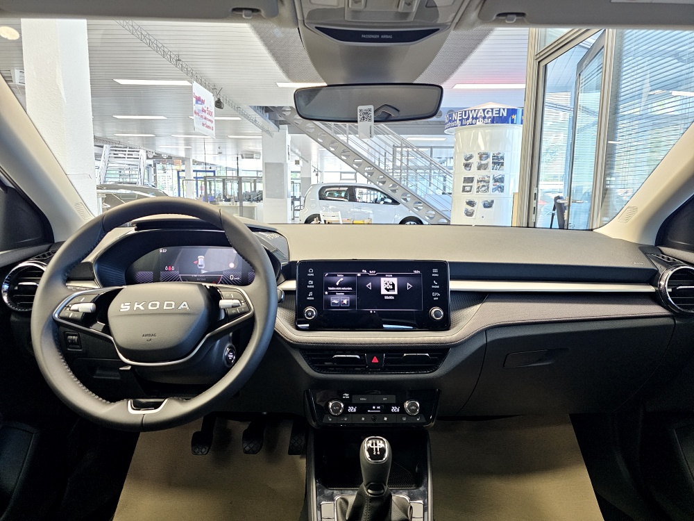 Skoda Fabia  bei Hoffmann Automobile in Wolfsburg kaufen und sofort mitnehmen - Bild 5