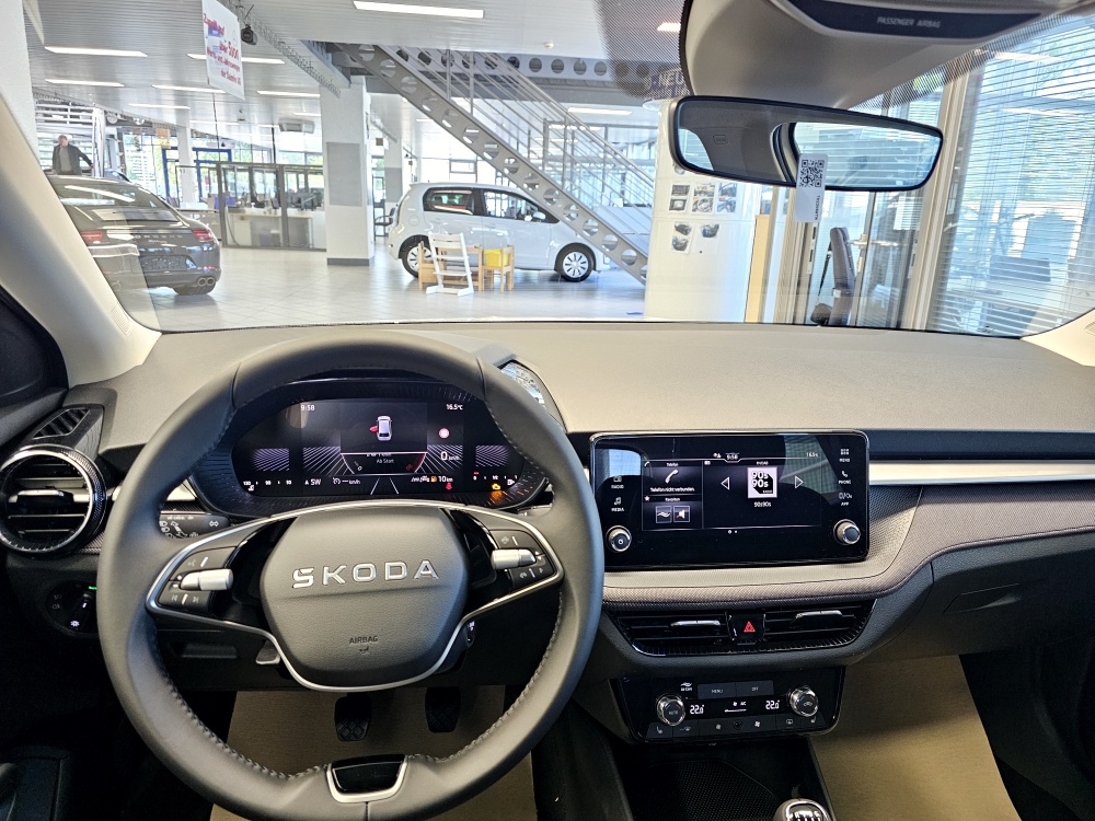 Skoda Fabia  bei Hoffmann Automobile in Wolfsburg kaufen und sofort mitnehmen - Bild 13
