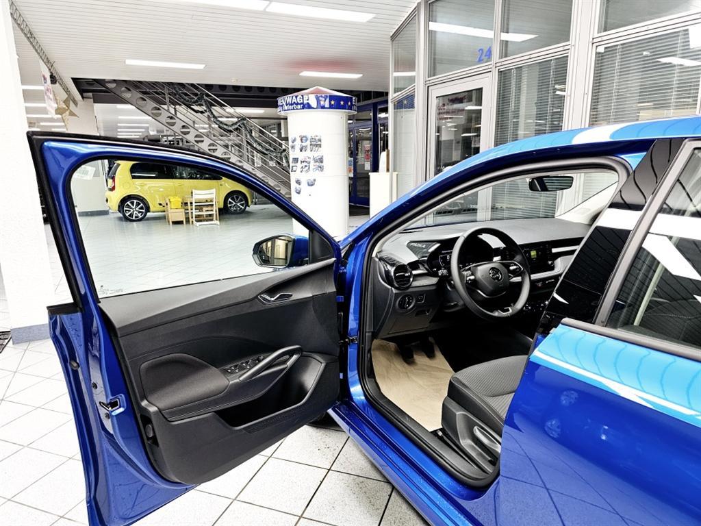 Skoda Fabia  bei Hoffmann Automobile in Wolfsburg kaufen und sofort mitnehmen - Bild 4