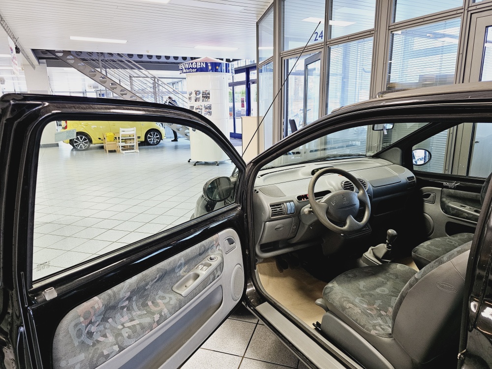 Renault Twingo  bei Hoffmann Automobile in Wolfsburg kaufen und sofort mitnehmen - Bild 14