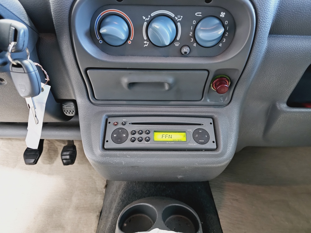 Renault Twingo  bei Hoffmann Automobile in Wolfsburg kaufen und sofort mitnehmen - Bild 8