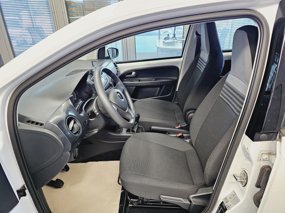 VW up!  bei Hoffmann Automobile in Wolfsburg kaufen und sofort mitnehmen - Bild 10