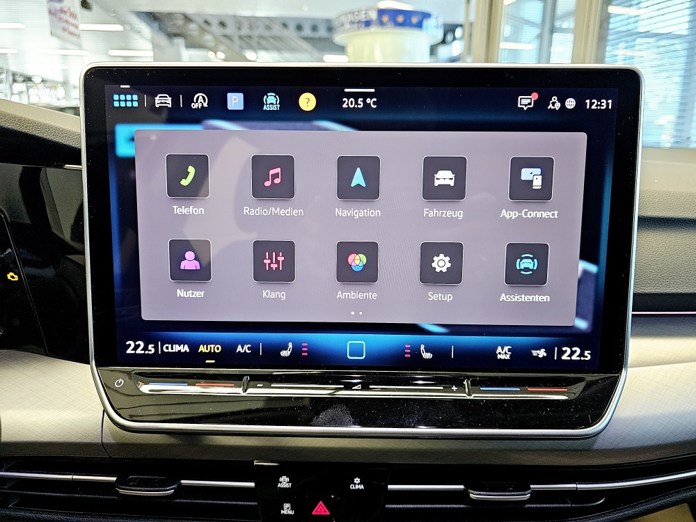 VW Golf Variant  bei Hoffmann Automobile in Wolfsburg kaufen und sofort mitnehmen - Bild 12