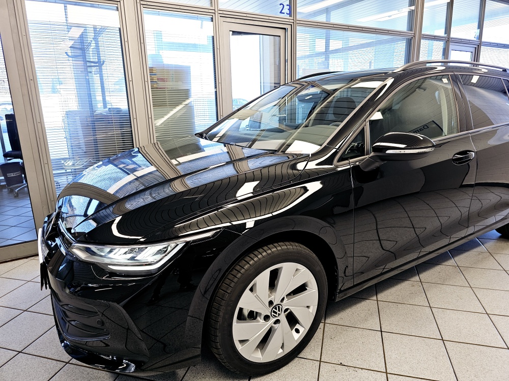 VW Golf Variant  bei Hoffmann Automobile in Wolfsburg kaufen und sofort mitnehmen - Bild 24