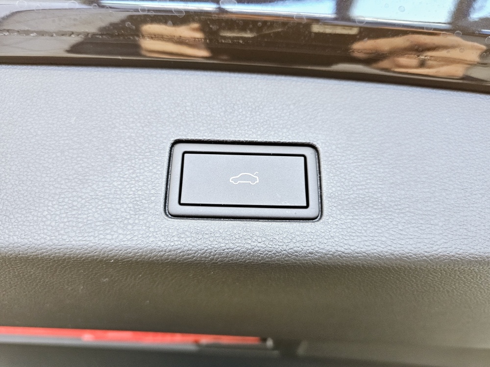 VW Golf Variant  bei Hoffmann Automobile in Wolfsburg kaufen und sofort mitnehmen - Bild 3