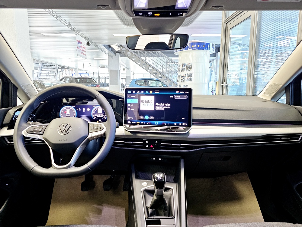 VW Golf Variant  bei Hoffmann Automobile in Wolfsburg kaufen und sofort mitnehmen - Bild 7