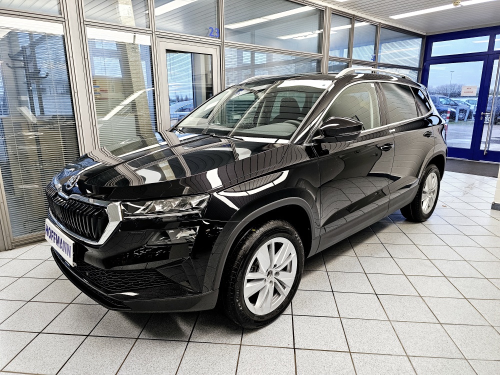 Skoda Karoq Selection für nur 32.800,- € bei Hoffmann Automobile in Wolfsburg kaufen und sofort mitnehmen