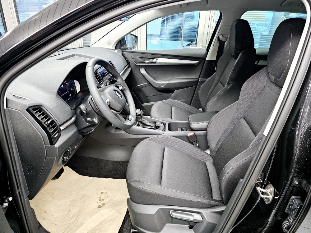 Skoda Karoq  bei Hoffmann Automobile in Wolfsburg kaufen und sofort mitnehmen - Bild 19