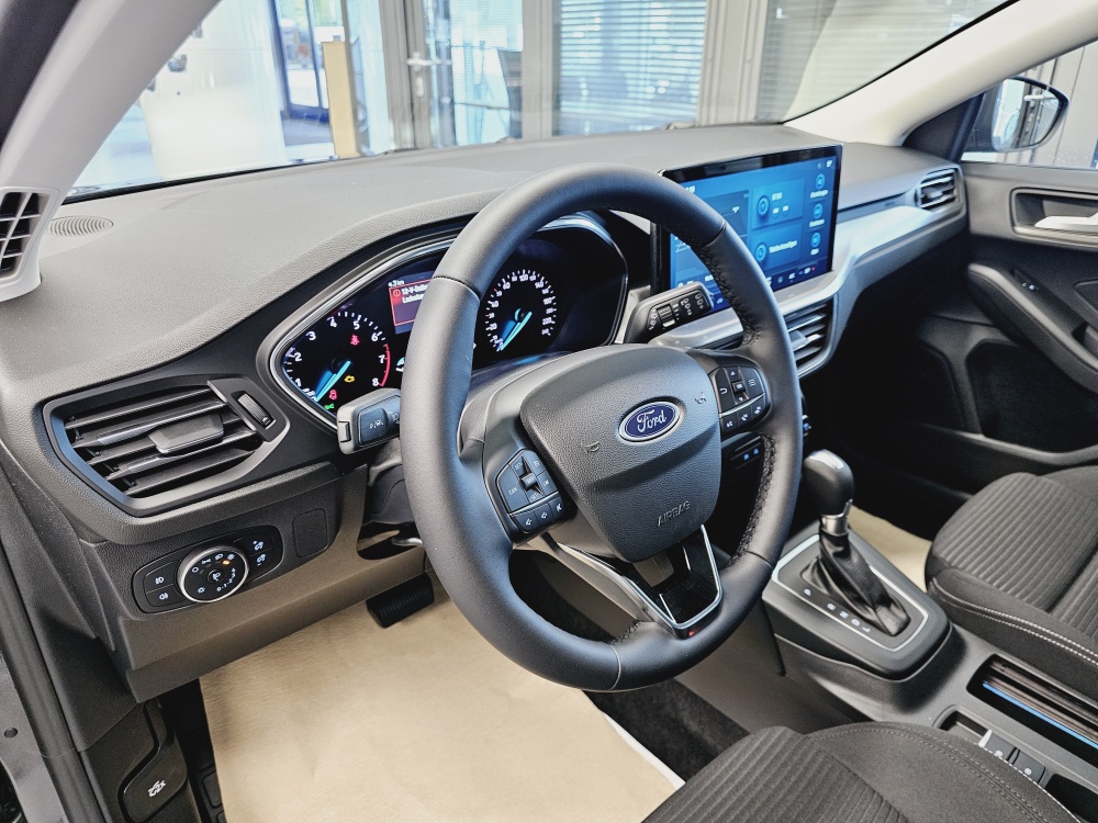 Ford Focus Turnier  bei Hoffmann Automobile in Wolfsburg kaufen und sofort mitnehmen - Bild 13