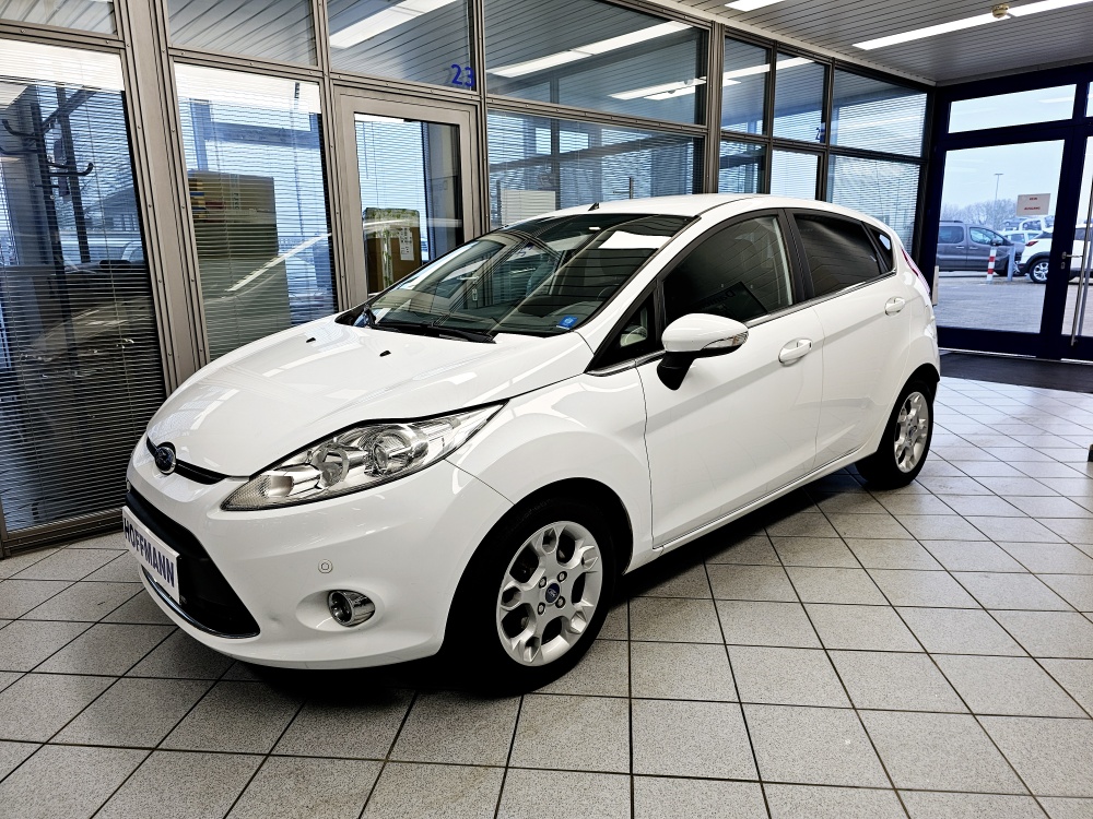 Ford Fiesta Titanium für nur 4.400,- € bei Hoffmann Automobile in Wolfsburg kaufen und sofort mitnehmen
