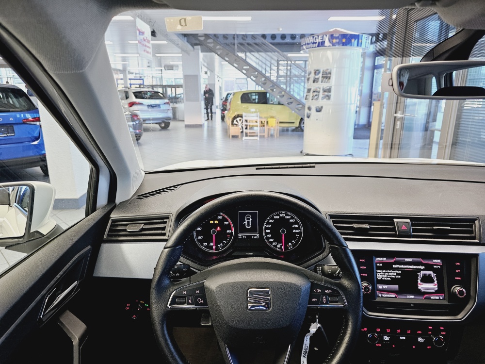 Seat Arona  bei Hoffmann Automobile in Wolfsburg kaufen und sofort mitnehmen - Bild 13
