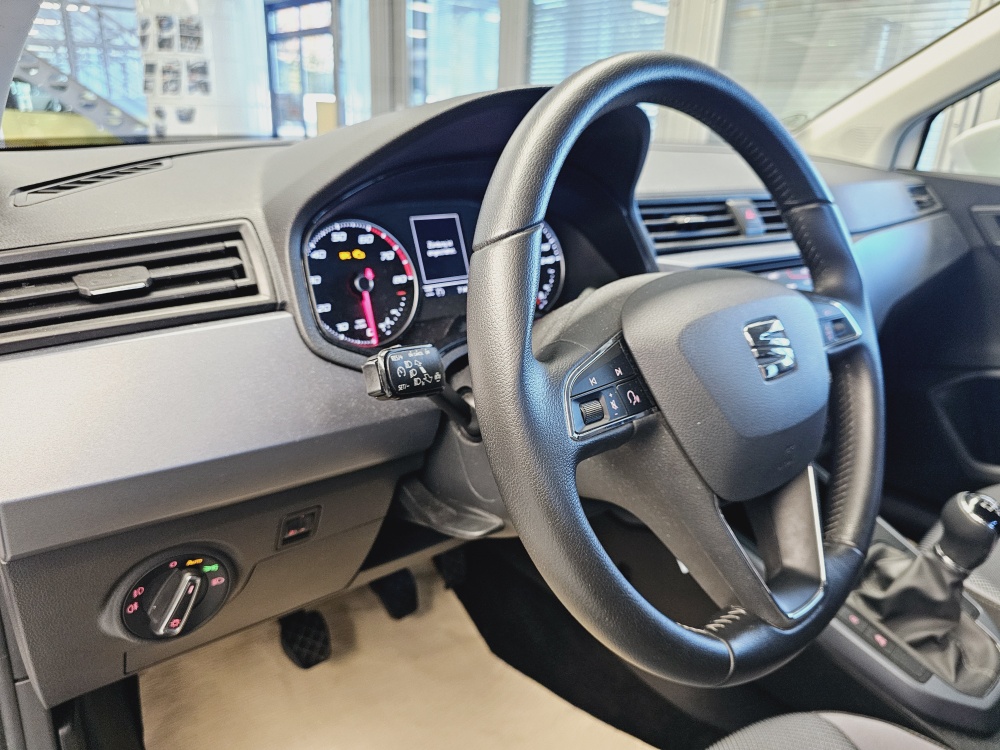 Seat Arona  bei Hoffmann Automobile in Wolfsburg kaufen und sofort mitnehmen - Bild 14