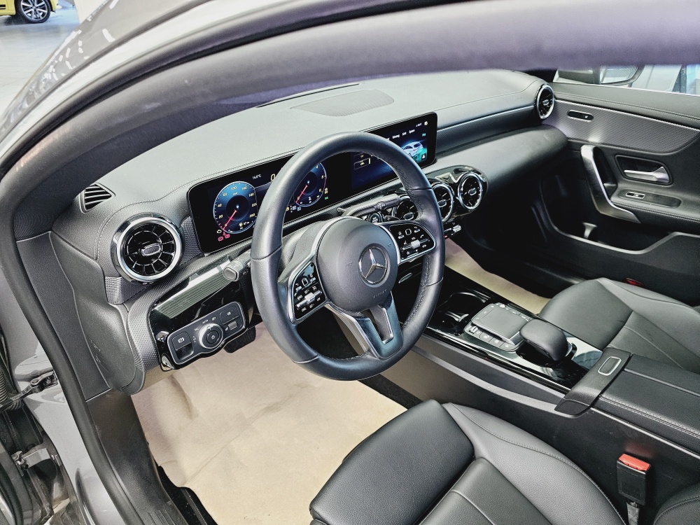 Mercedes-Benz CLA 220 Shooting Brake  bei Hoffmann Automobile in Wolfsburg kaufen und sofort mitnehmen - Bild 11