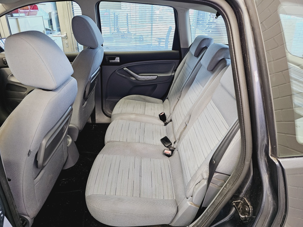 Ford C-Max  bei Hoffmann Automobile in Wolfsburg kaufen und sofort mitnehmen - Bild 5