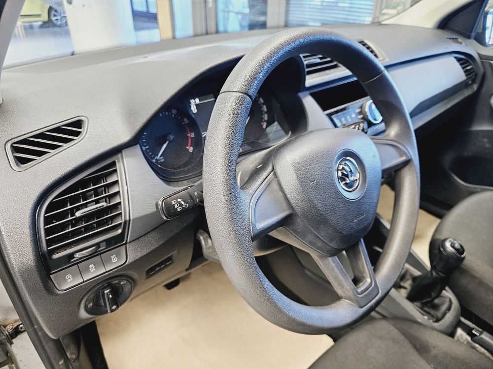 Skoda Fabia Combi  bei Hoffmann Automobile in Wolfsburg kaufen und sofort mitnehmen - Bild 8