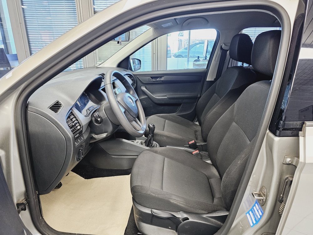 Skoda Fabia Combi  bei Hoffmann Automobile in Wolfsburg kaufen und sofort mitnehmen - Bild 9
