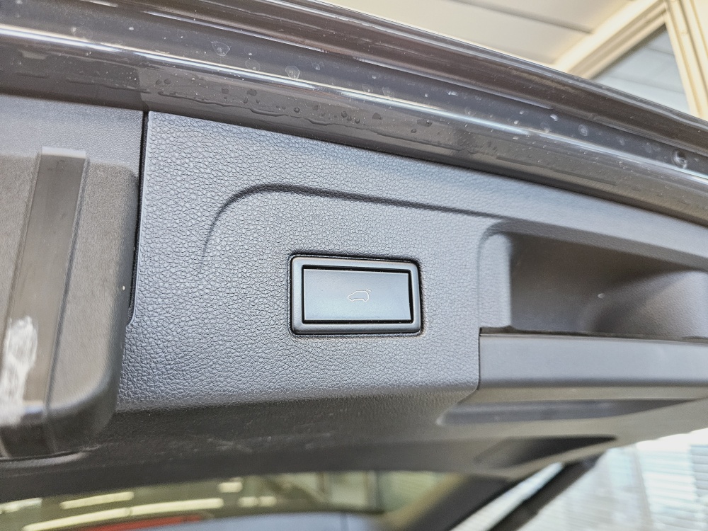 VW Touran  bei Hoffmann Automobile in Wolfsburg kaufen und sofort mitnehmen - Bild 3