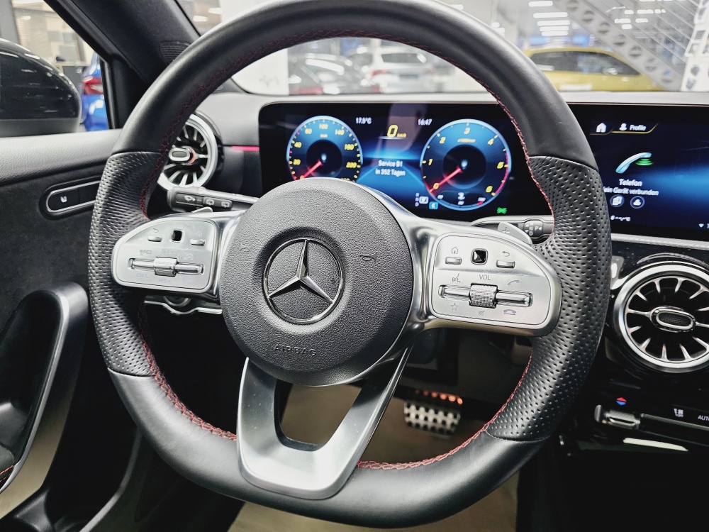 Mercedes-Benz A 200  bei Hoffmann Automobile in Wolfsburg kaufen und sofort mitnehmen - Bild 9