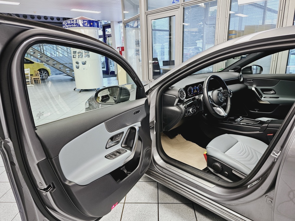 Mercedes-Benz A 220  bei Hoffmann Automobile in Wolfsburg kaufen und sofort mitnehmen - Bild 22