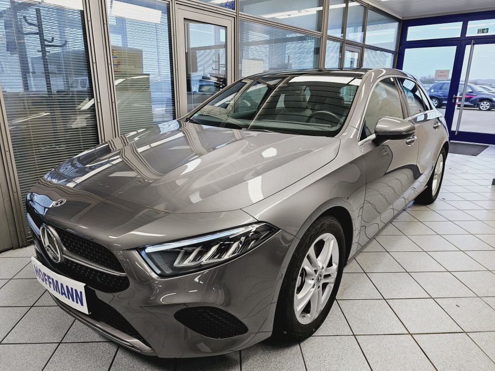 Mercedes-Benz A 220  bei Hoffmann Automobile in Wolfsburg kaufen und sofort mitnehmen - Bild 24