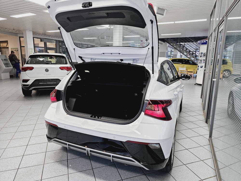 Hyundai i20  bei Hoffmann Automobile in Wolfsburg kaufen und sofort mitnehmen - Bild 2