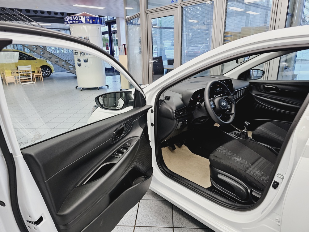 Hyundai i20  bei Hoffmann Automobile in Wolfsburg kaufen und sofort mitnehmen - Bild 20