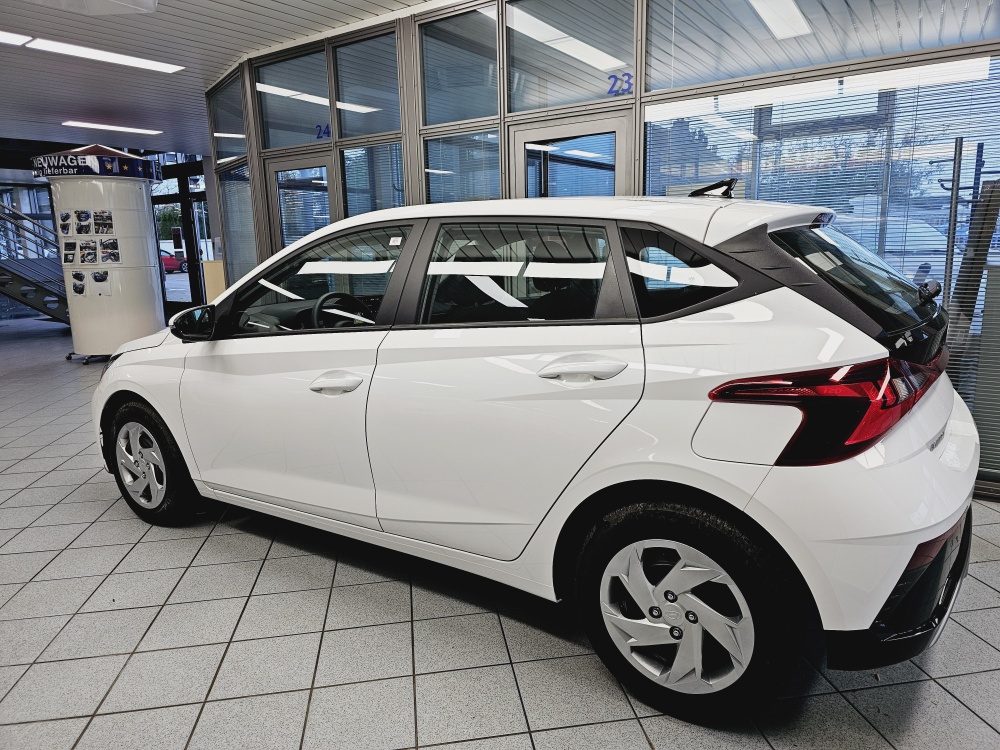 Hyundai i20  bei Hoffmann Automobile in Wolfsburg kaufen und sofort mitnehmen - Bild 21