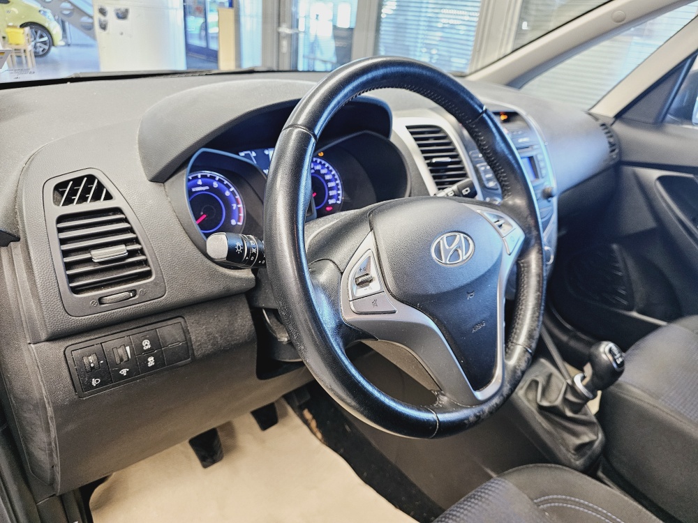 Hyundai ix20  bei Hoffmann Automobile in Wolfsburg kaufen und sofort mitnehmen - Bild 11