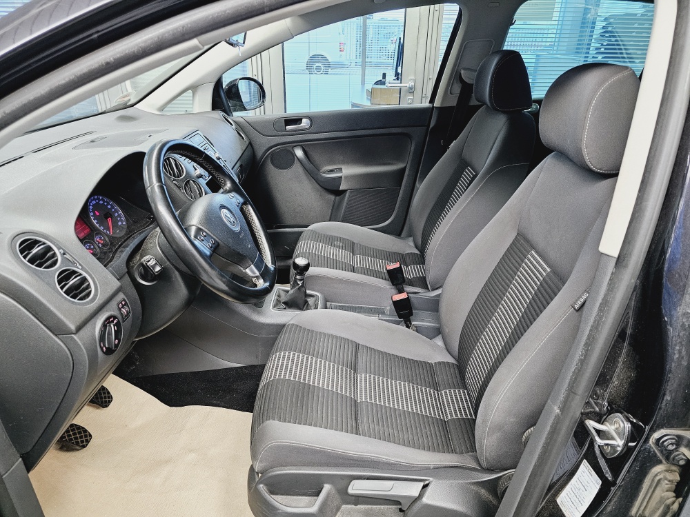 VW Golf Plus  bei Hoffmann Automobile in Wolfsburg kaufen und sofort mitnehmen - Bild 11